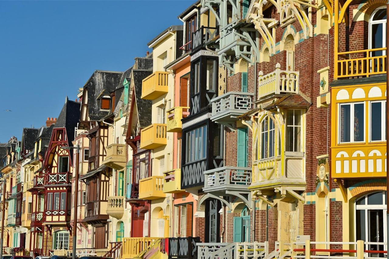 או Idealement Situe "Le Studio" Les Locations Isahora Sont Aussi A 2 Pas Du Chateau D'Eu, Des Falaises Du Treport, De Mers Les Bains Et Aux Portes De La Baie De Somme מראה חיצוני תמונה